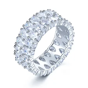 Drierijige ring met marquise-geslepen zirkonia in zilveren afwerking en pavézetting dames