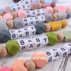 Regenbogen Silikon und Holz Baby Schnullerkette mit hexagonalen Perlen und Baby-Text
