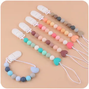 Catenelle portaciuccio in silicone con perline a cuore e clip in vari colori pastello