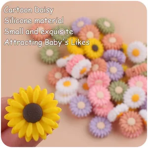 Detailansicht der bunten Gänseblümchen Silikonperlen für DIY Baby Schnullerketten