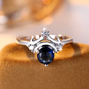 Lussuoso Anello Corona di Corna in Rame per Donna Elegante Anello con Zircone Blu Gioielli Vintage Regalo per Festa Matrimonio