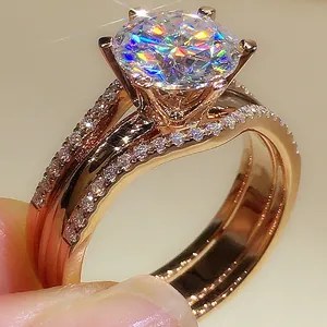 Bague En Zircone Cubique À La Mode Cuivre Luxe Coupe Ronde Serti À Griffes Engagement Mariage Bijoux Pour Femmes