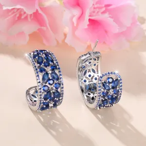 Créoles en argent avec pierres marquises bleu foncé et design ajouré