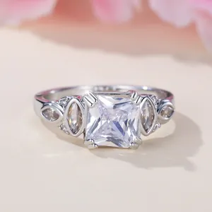 Vintage Princess Cut Square Zircon Engagement Ring For Women White Gold Plated Copper Marquise Side Stone Fashion Jewelry