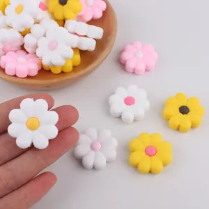 Daisy shaped food-grade silicone beads for jewelry making and DIY accessories