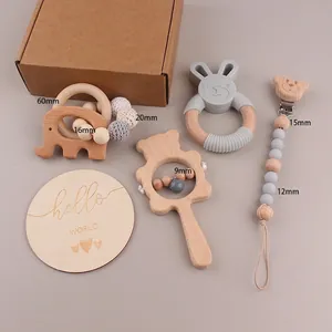 Coffret de 5 jouets pour bébé en hêtre et silicone avec anneau lapin et attache-tétine