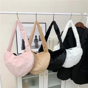 Sacs à bandoulière chic en peluche synthétique en rose, kaki, noir et blanc
