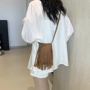 Vintage Tassel Crossbody Phone Bag For Women Small PU Leather Adjustable Strap Boho Fringe Shoulder Purse Gift