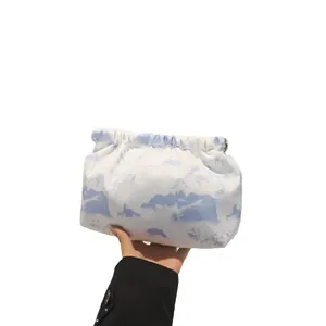 Portable ink landscape print clutch bag with oriental mountain pattern and pleated design