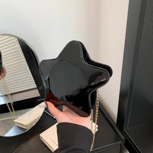 Sac Bandoulière Femme en Forme d'Étoile Cuir PU Brillant avec Chaîne Dorée Sac à Épaule pour Fête Quotidienne Chic