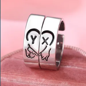 Anello Aperto in Rame Personalizzato con Lettera per Coppie Gioielli Amicizia Anello da Dito Regolabile con Gesto a Cuore