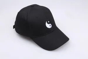 Casquette de baseball noire avec broderie symbole Yin Yang en coton de haute qualité