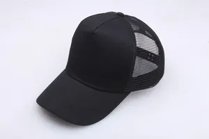 Casquette trucker classique noire à 5 panneaux avec filet respirant et devant en coton