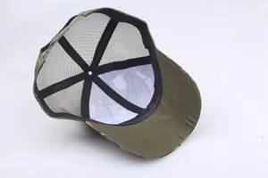 Cappellino trucker camouflage tattico con rete traspirante e tela frontale verde oliva