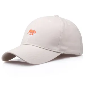 Beige Baumwoll-Baseballkappe mit orangefarbener Fuchs-Stickerei und gebogenem Schirm