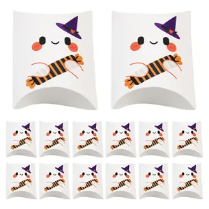 Scatole per caramelle di Halloween a forma di cuscino con disegno fantasma carino