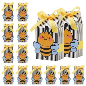 Boîtes à bonbons thème abeille avec rayures noires blanches et ruban jaune satin