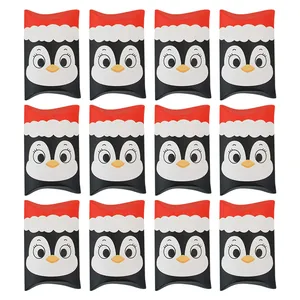 Set di 12 scatole a cuscino natalizie con pinguini in carta kraft per confezioni regalo