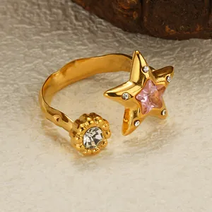 Gold-plated stainless steel star ring with pink gem and sparkling zircon stones