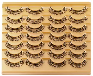 Macro shot of 28 pairs D-curl cluster false eyelashes set with natural thick cross design