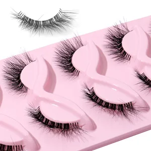 Five pairs of L-shaped manga style false eyelashes with transparent bands for natural look