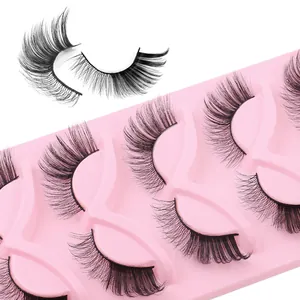 5 Paar natürliche dicke Fox-Eye-Wimpern mit Cat-Eye-Schwung auf rosa Palette