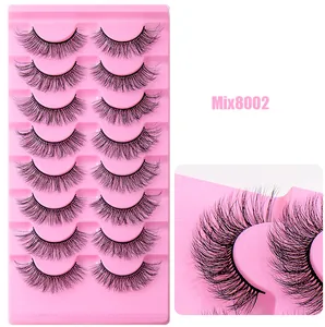 Détail de 8 paires de faux cils denses Mix8002 avec gros plan sur la courbure et texture