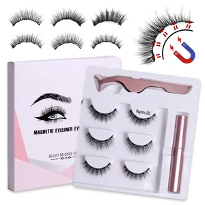 3 pairs of natural magnetic eyelashes set with rose gold eyeliner and applicator tool