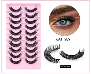 Detail of 10 pairs of D curl Russian volume false eyelashes with cat eye effect lengths 7-20mm