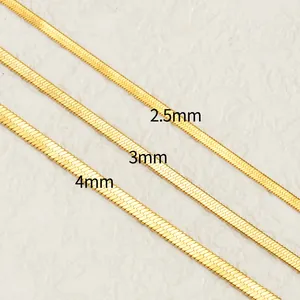 Detailed comparison of 18K gold snake chains in 2.5mm, 3mm, and 4mm widths