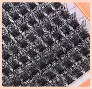 Détail de bouquets de cils individuels de 14mm et 16mm pour un volume naturel