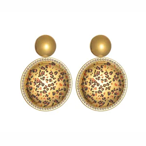 Pendientes vintage de oro con estampado de leopardo y brillantes de estrás con borlas