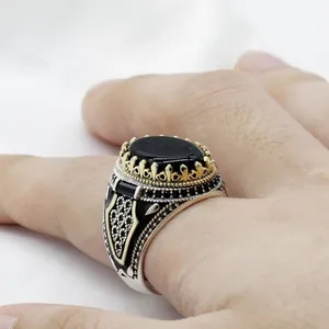 Vintage Herren Türkischer Legierung Ring Schwarzer Ovaler Edelstein Gold Silber Zweifarbig Byzantinischer Stil Retro Schmuck Ring