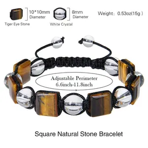 Detail der Tigerauge Steinperlen und verstellbares geflochtenes Armband aus Edelstahl