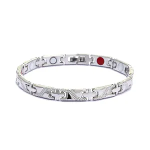 Bracelet en acier inoxydable poli motif dragon avec pierres de magnétothérapie
