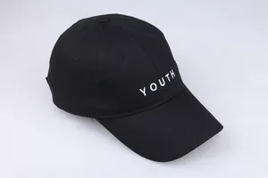Casquette de baseball noire classique avec broderie YOUTH et visière courbée de loisir