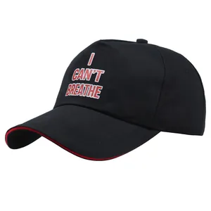 Schwarze Baseballkappe mit I Can't Breathe-Aufdruck und rotem Paspelrand