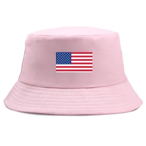 Rosa Anglerhut aus Baumwolle mit USA-Flaggen-Aufnäher und breiter Krempe für den Sommerurlaub