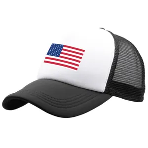 Klassischer US-Flaggen Trucker Hut mit schwarzem Mesh und weißem Frontpanel-Aufdruck