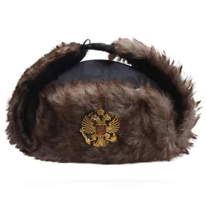 Russischer Stil Uschanka-Mütze Mit Doppeladler-Abzeichen Kunstfellbesatz Winter Warm Winddicht Outdoor Ohrenklappenmütze Für Damen Herren