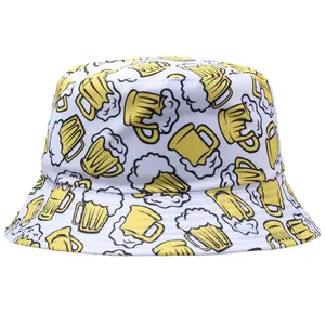 Bob blanc avec motifs de chope de bière jaune pour les vacances d'été à la plage