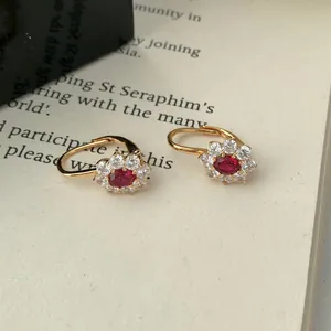 Orecchini a girasole in argento S925 con rubini rossi e zirconi bianchi eleganti