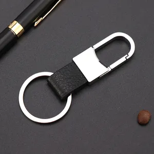 Llavero de cuero de negocios con anillo de metal pulido y mosquetón de resorte
