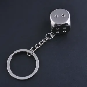 Polierte Zinklegierung Würfelform Metall Schlüsselanhänger Kreative Gaming Würfel Anhänger Schlüsselring Für Damen Herren Schmuck Silber Farbe