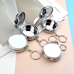 Posacenere portatile in metallo argento con supporto pieghevole e portachiavi