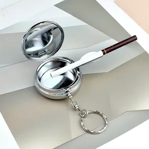Posacenere portatile tondo in metallo argento con supporto pieghevole e portachiavi