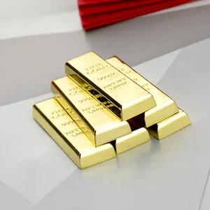 Creative stack of six gold bar keychains with fine gold 999.9 engraving and mirror finish