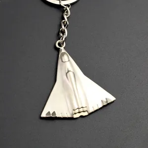 Straaljager Metalen Sleutelhanger Zinklegering Gevechtsvliegtuig Hanger Zilver Militair Model Sleutelring Voor Heren Luchtvaartliefhebbers Cadeau