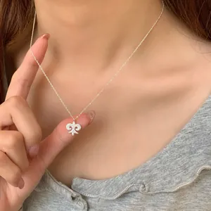 Elegant S925 sterling silver fleur-de-lis pendant necklace with sparkling pavé cubic zirconia