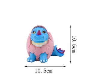 Detailsicht der schlüpfenden blauen Dinosaurierfigur in rosa Schale mit 10,5cm Maßen